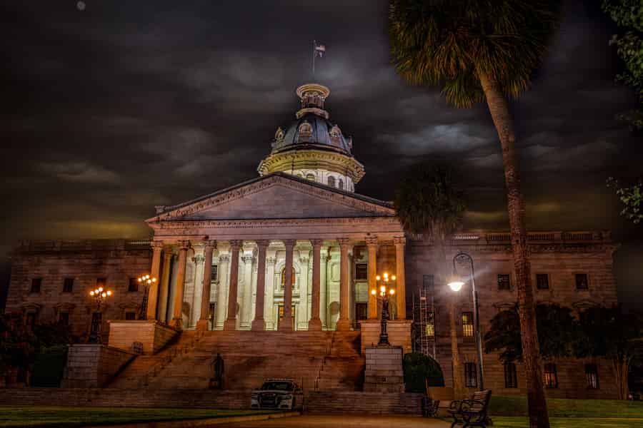 Laternen und Wahnsinn der Verlorenen: Grausame Columbia-Geistertour. Foto: GetYourGuide