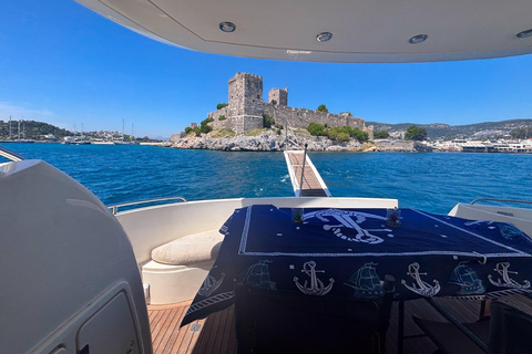 Bodrum: Prywatna wycieczka jachtem o zachodzie słońca w Bodrum 46 ft.Bodrum: Prywatna wycieczka jachtem o zachodzie słońca w Bodrum, 46 stóp.