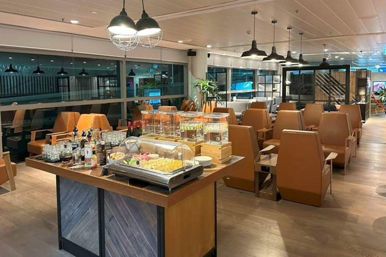 Brisbane Airport (BNE): Premium Lounge EntryInternational Departures: 6-Hour Entry