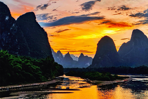 Yangshuo: Private Day Tour Through Ink Painting from Guilin