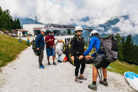 Neustift im Stubaital: Tandem Paragliding Flight
