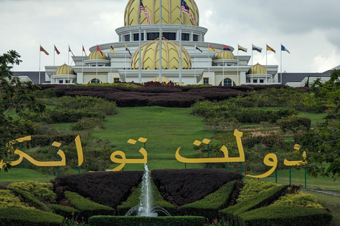 Kuala Lumpur: City and Countryside Tour with Batu Caves