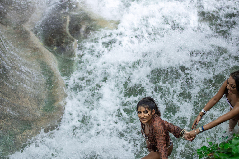 Ocho Rios: Catamaran Sail & Snorkel + Dunn's River Climb