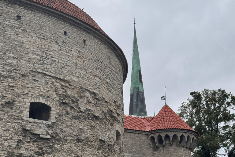 Tallinn Old Town: Medieval Stories, Estonian Food & Rooftop Complete Package: (Food & Drinks Included)
