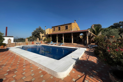 Traditional cuisine and flavors of the pasture in Los Pedroches