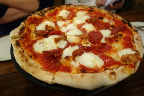 Washington D.C.: il miglior tour dello street food con una guida localeWashington D.C.: 3 ore di degustazione a piedi per piccoli gruppi