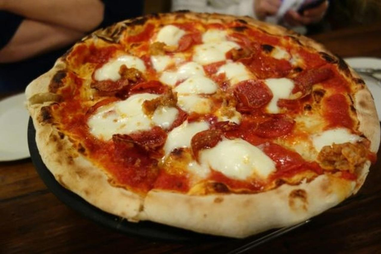 Washington D.C.: il miglior tour dello street food con una guida localeWashington D.C.: 3 ore di degustazione a piedi per piccoli gruppi