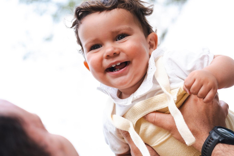 Tarragona: Private Family Photo Shoot Tour