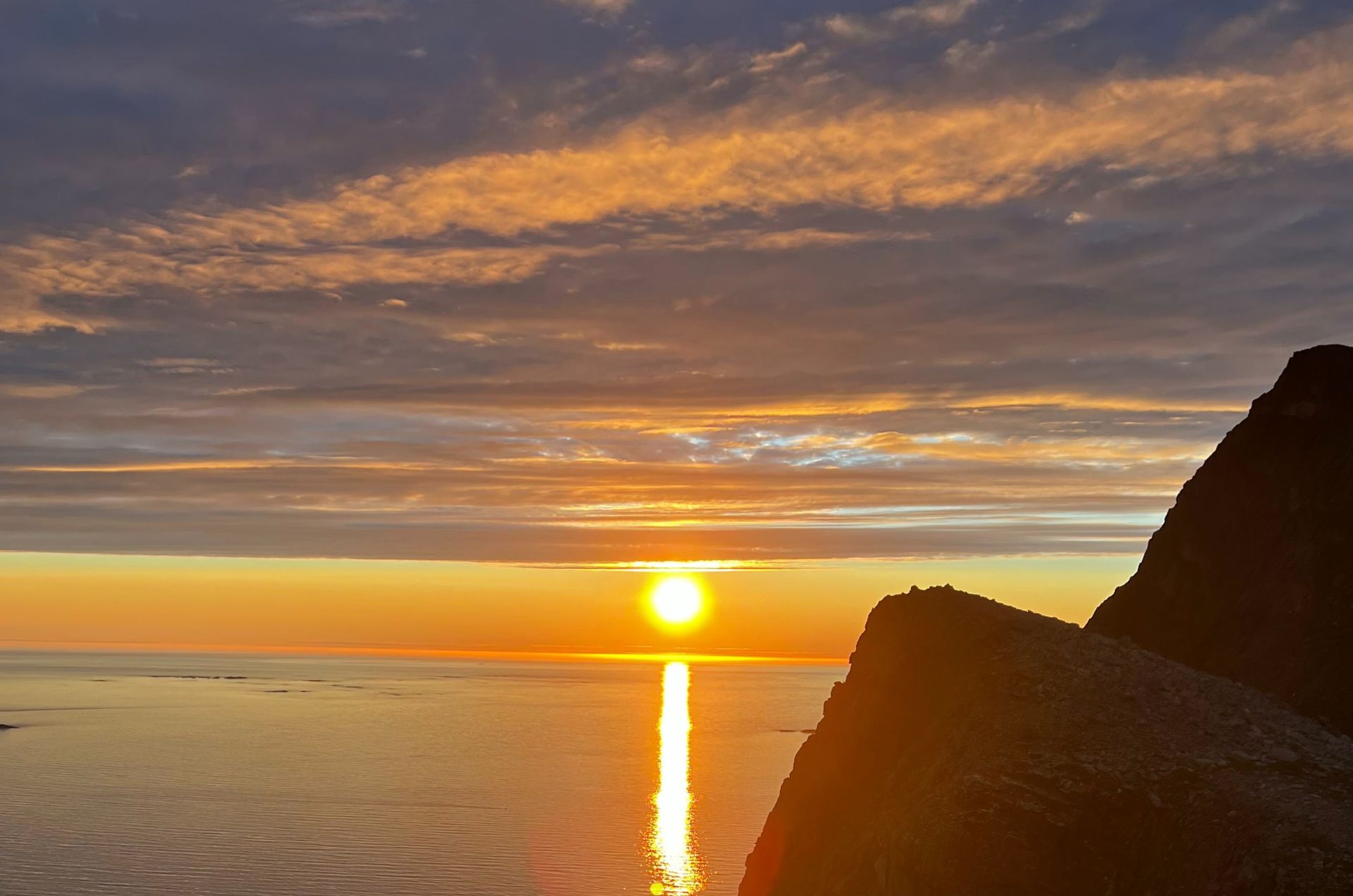 Tromsø: Fjorde, Picknick & Gipfelwanderung in der Mitternachtssonne