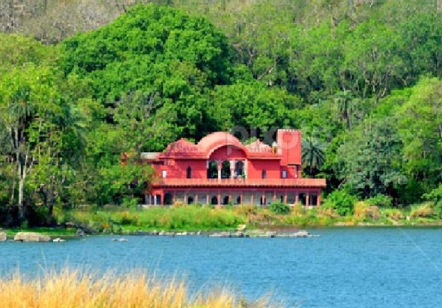 Visit Ranthambore Fort , Ganesh Temple, Padam Lake Tour in Ranthambore National Park