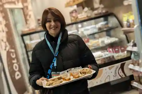 Florence Street Food Tour: Central Market & Duomo Area