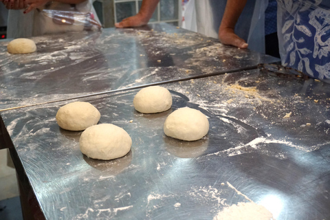 Naples: Neapolitan Pizza and Tiramisu Cooking Class