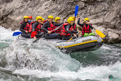 Castellane: Verdon Gorge Rafting Tour with Lunch Grand Canyon du Verdon : une journée complète de rafting
