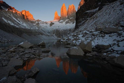 Punta Arenas: Base Torres Hike with Guide & Transport