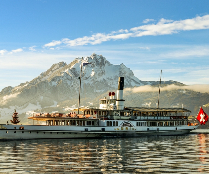 Da Lucerna: cabinovia panoramica del Monte Pilatus, funivia e giro in barca