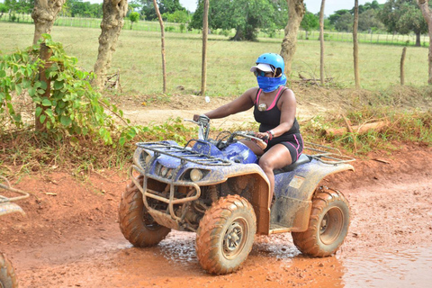 Excursion en Cuatrimoto y Cueva del Río, Playa de Macao Excursion en ATV Quads vista la Playa Macao