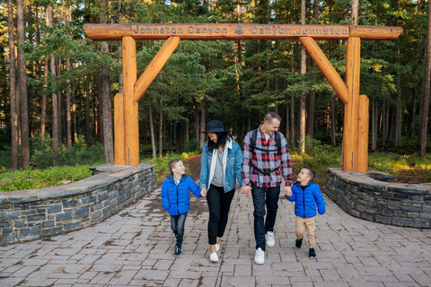 Emerald Lake,Lake Louise, Moraine, JohnstonCanyon&Banff Tour