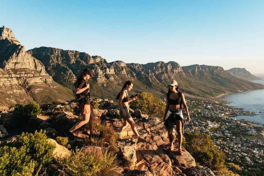 Kapstadt: Geführte Sonnenuntergangswanderung auf dem Lion's Head. Foto: GetYourGuide