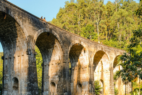 Sri Lanka: 6-Day Photography Tour with Hotel & Guide