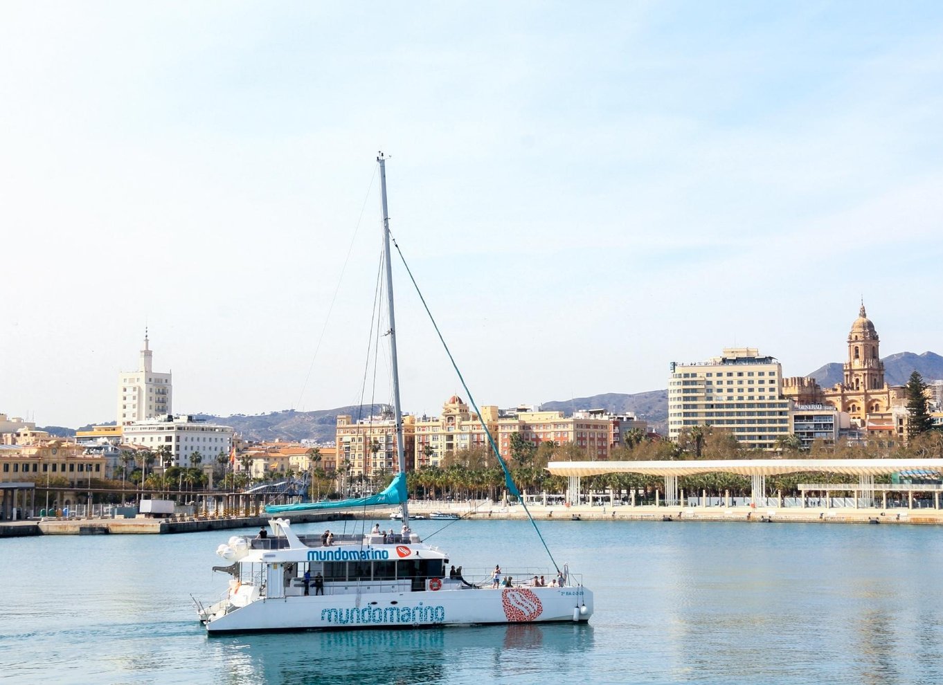 Malaga: Katamaran-sejltur med mulighed for solnedgang