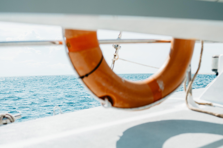 Gili Sailing Experience: Half-Day Sail & Sunset Cruise Gili Sailing Escapade