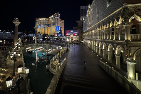 Las Vegas: Strip Walking Tour With Local Guide & Tips Las Vegas: Private Strip Tour With Local & Smart Planning