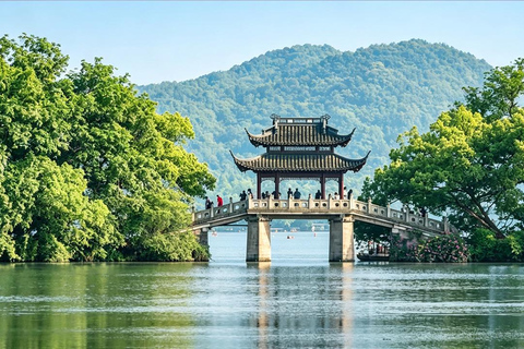 Hangzhou: West Lake, Lingyin Temple & Fan Workshop day trip