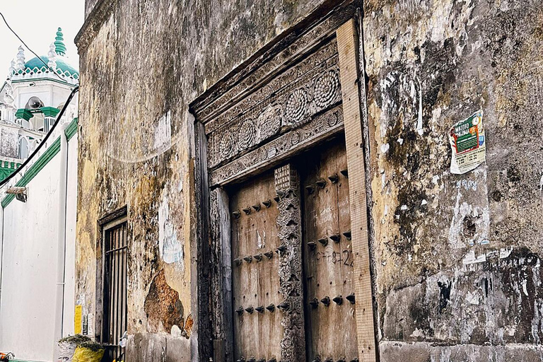 Zanzibar: Stone Town Walking Tour with Freddie Mercury …