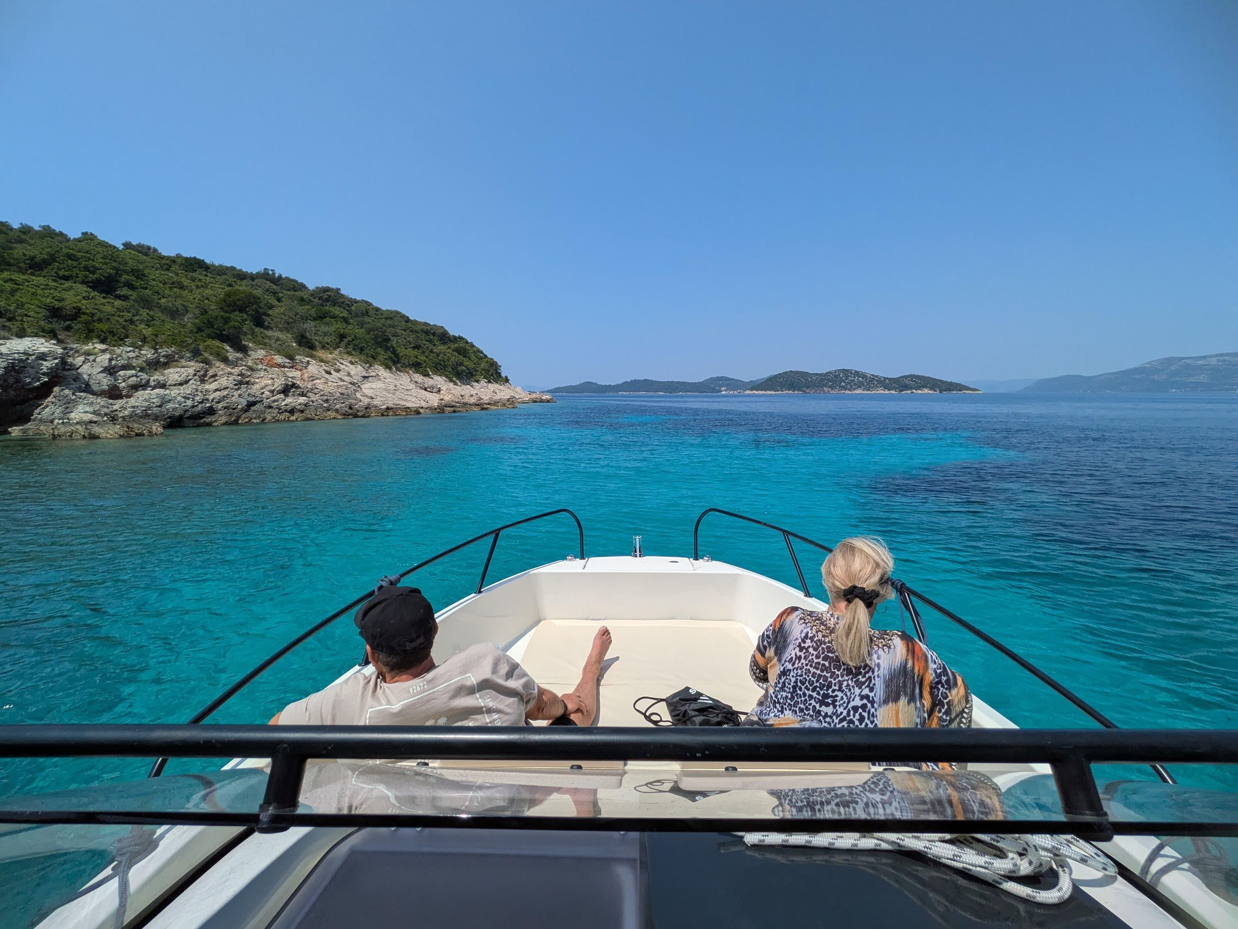 Entspann dich in Dubrovnik: Private Bootstour zu den Elaphiten bei Sonnenuntergang