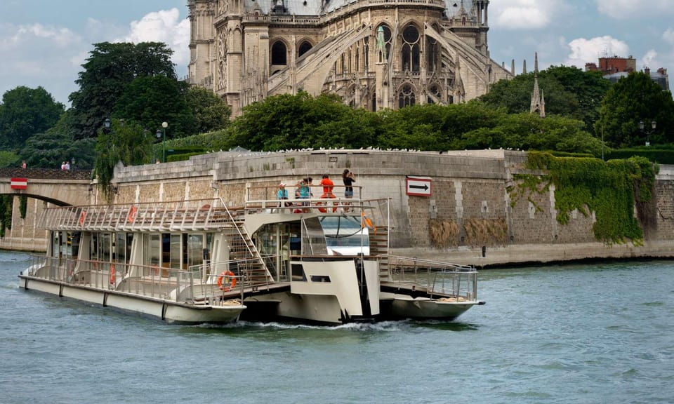 Paris Musée du Louvre et croisière fluviale Accès prioritaire