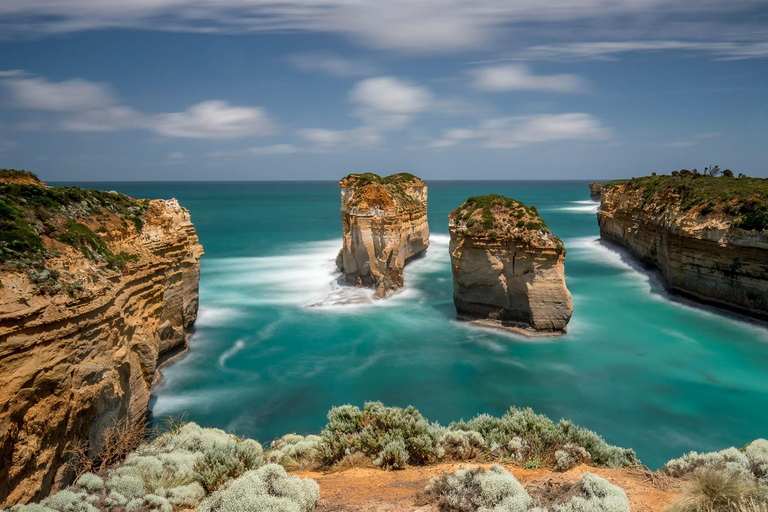 Melbourne: Great Ocean Road & Wildlife Tour for Backpackers Great Ocean Road & Wildlife Tour for Backpackers Aged 18-35