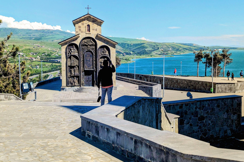 Tbilisi: Visit 7 Monuments in Day Of Architecture & History The Complete Story: Fully Guided Private Tour