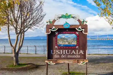 CITY TOUR USHUAIA+ MARTIAL GLACIER RESERVE VISIT