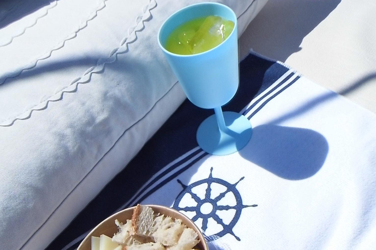 Albufeira: Sailing Signature Benagil & Portuguese Gastronomy