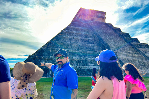 Cancun: Wycieczka z lunchem do Chichen Itza, Cenote i ValladolidWspólna wycieczka z odbiorem z hotelu