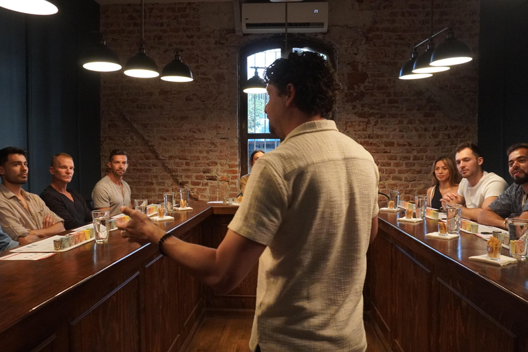 Mezcal y Mole with a Sommelier CDMX