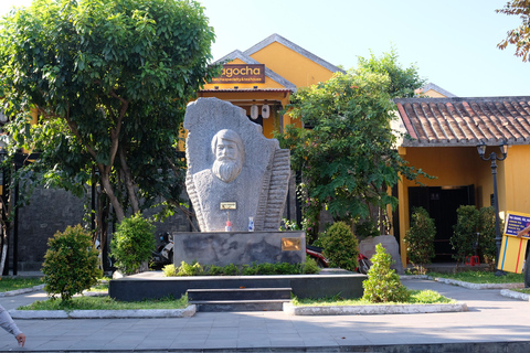 Hoi An Old Town Walking: Trader's Old House & Photo Spot