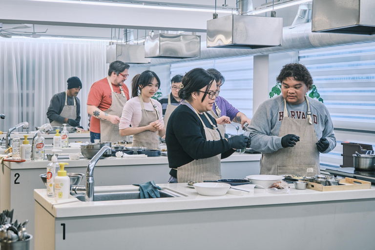 Seoul: Korean Cooking Class With 3-Star Michelin Chef