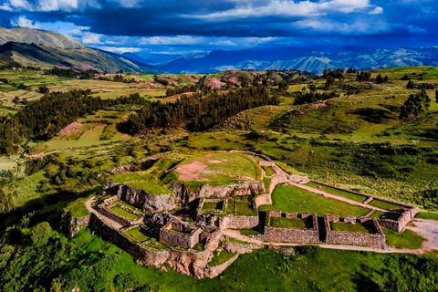 Desde Cusco: City tour Cusco Sacsayhuaman, Qoricancaha.Cusco: city tour em Sacsayhuaman 4 ruínas.