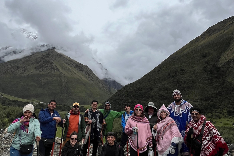 Cusco5-d: RainbowMountain, Humantaylake&Machu Picchu |All in