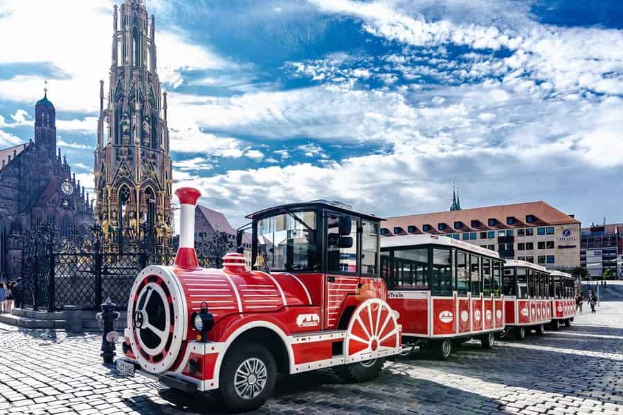 Nürnberg: Stadtführung mit der Bimmelbahn. Foto: GetYourGuide