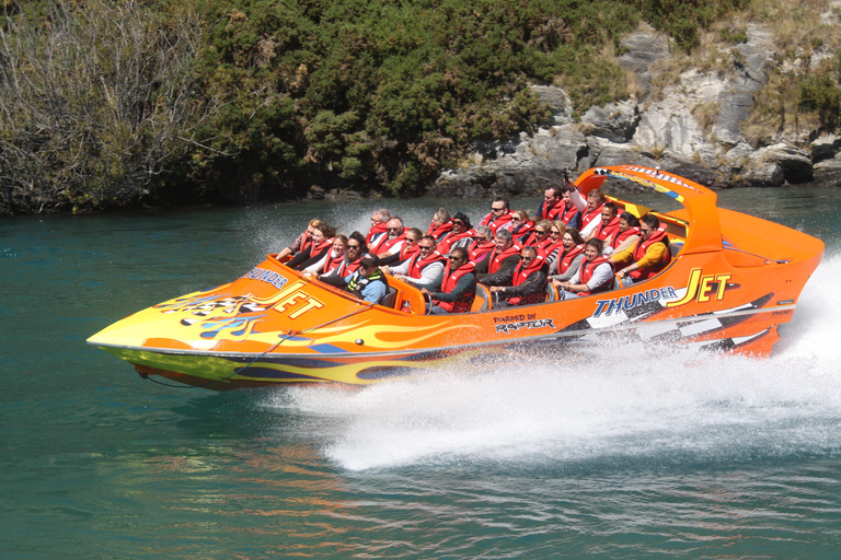 Queenstown: Jet Boat Adventure with Thunder Jet 30-Minute Experience