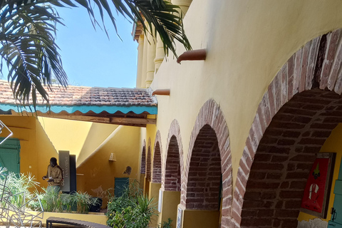 Discover the Hidden Gems of Gorée Island and Dakar in One Day