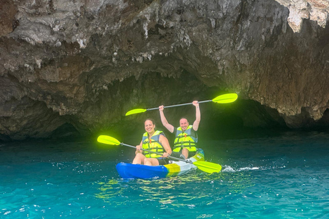 JAVEA-PLAYA GRANADELLA: KAYAKING EXCURSIONS THROUGH THE CALAS DE LA GRANADELLA