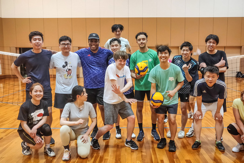 Voleibol em Osaka e Kyoto com os locais!