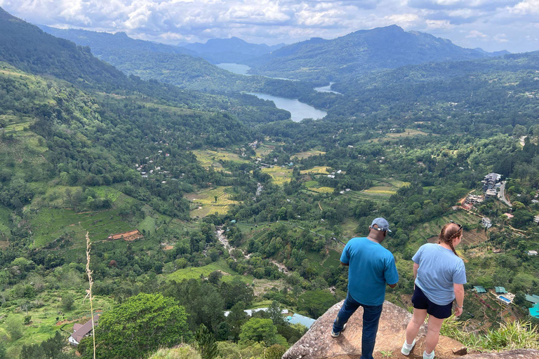 Sri Lanka: 15-Day Guided Tour with Transfers & Hotels