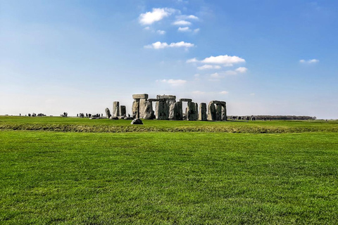 Depuis Stratford-on-Avon/Moreton-in-Marsh : Bath et Stonehenge9:00 Prise en charge à la gare de Moreton-in-Marsh