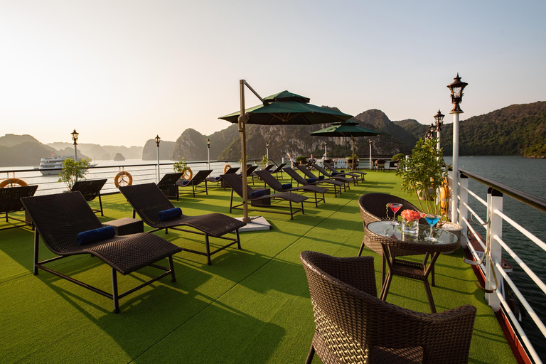 Hanoi: 2-Day Halong &amp; Lan Ha Bay 5 Stars Cruise with BalconyHanoi: 2-Day Lan Ha &amp; Halong Bay 5 Stars Cruise with Balcony