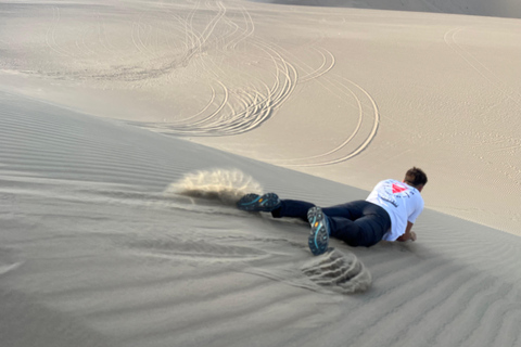 Från Huacachina: Buggy i Huacachina-dynerna