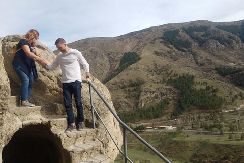 Tbilisi: Vardzia Caves, Rabati Castle and Borjomi Day Trip